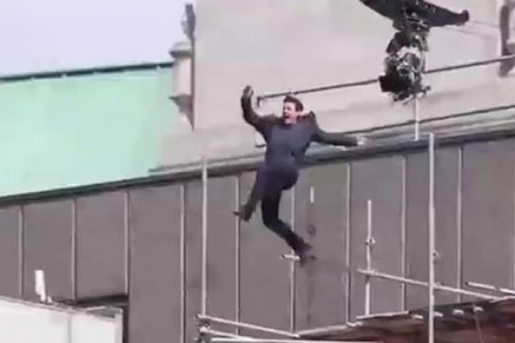 Tom Kruz skočio sa zgrade visoke 150 metara