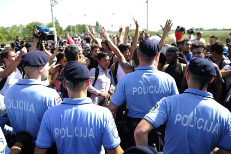 Bečki list o ponašanju hrvatske policije prema migrantima