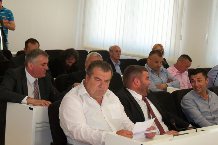 Prekinuta osma sjednica SO Bileća: Lokalni parlament kao pijaca