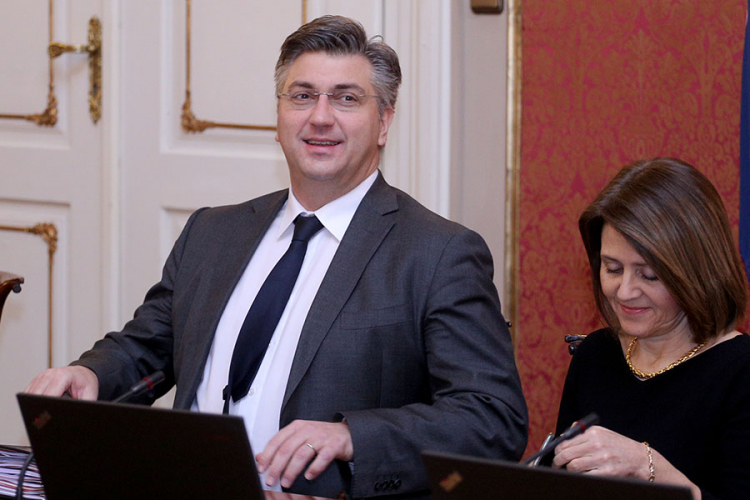 Udružena hrvatska opozicija ruši Plenkovića?