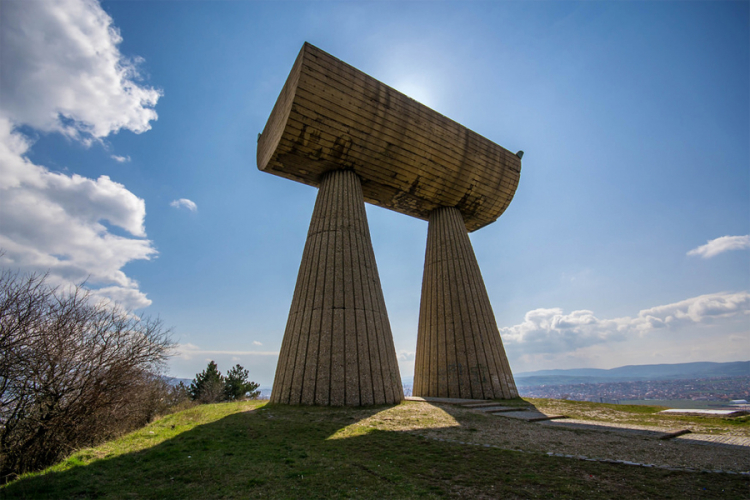 The Independent: Posjetite spomenike na Kosovu u Srbiji