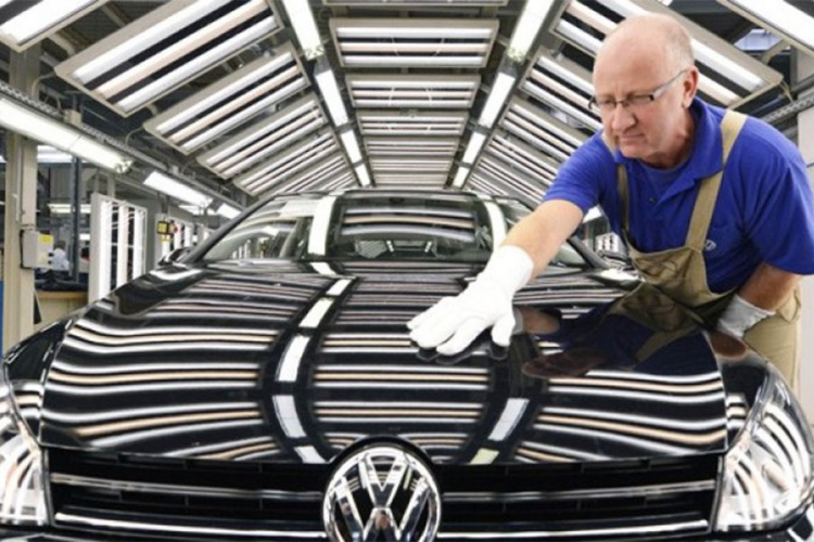 Volkswagen će radnicima isplatiti bonus od 4.100 evra