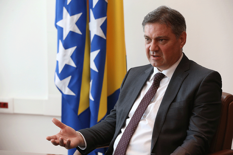 Zvizdić poručio Dodiku: Ovdje postoji samo jedna država, a to je BiH