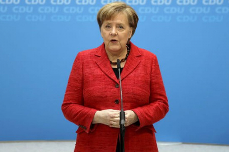 Merkel: Evropa mora biti spremna da odgovori SAD-u