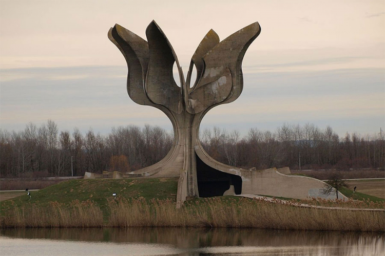 Pod vodom dijelovi spomen-područja Jasenovac