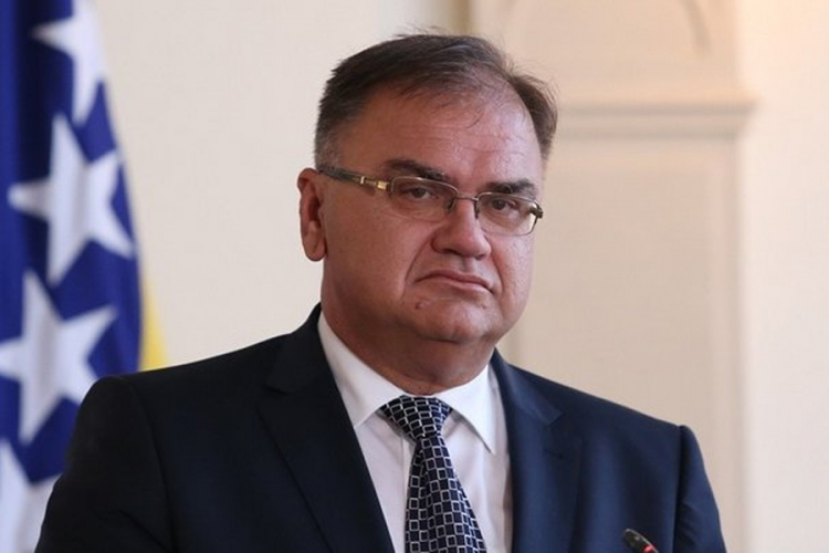 Ivanić: Izetbegović u ovom mandatu neće popraviti odnose sa Srbijom