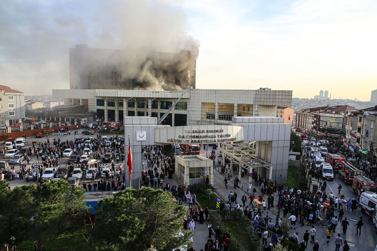 Požar u bolnici u Istanbulu