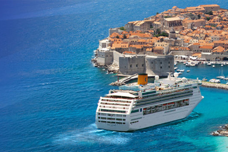 U Dubrovnik stiže 441 kruzer sa 740 hiljada putnika
