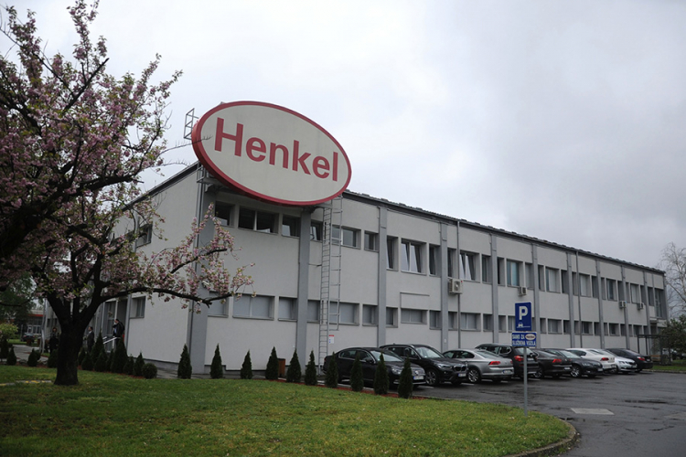 "Henkel" u Kruševcu otvorio novu fabriku "Somat" tableta