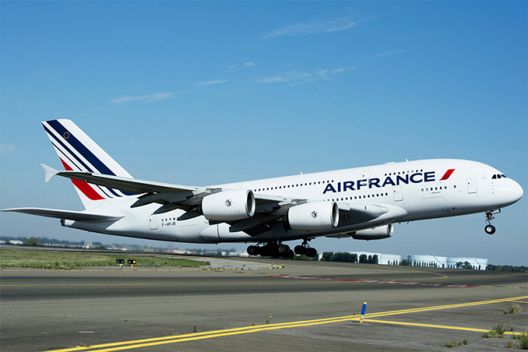Štrajk radnika do sada Air France koštao 300 miliona evra