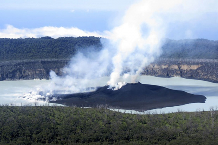Vanuatu evakuiše cjelokupnu populaciju jednog ostrva