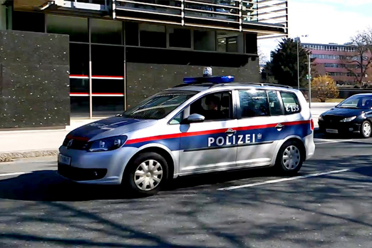 Uhapšeno pet Hrvata u Blajburgu, koristili nacistički pozdrav