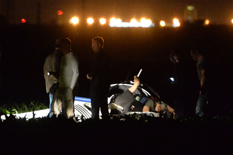 Srušio se sportski avion u Zemun Polju, dvoje poginulih