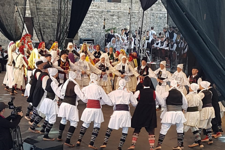 KUD iz Švajcarske pobjednik Evropske smotre srpskog folklora dijaspore