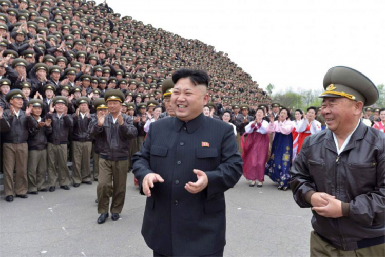 Sjeverna Koreja ponovo prijeti, Pensa naziva glupanom