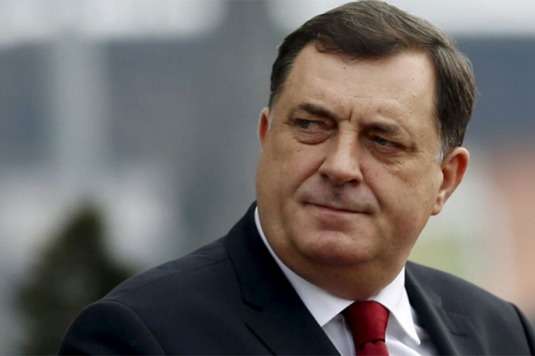 Dodik: Da nije bilo uporne političke borbe, Srpska bi bila devastirana