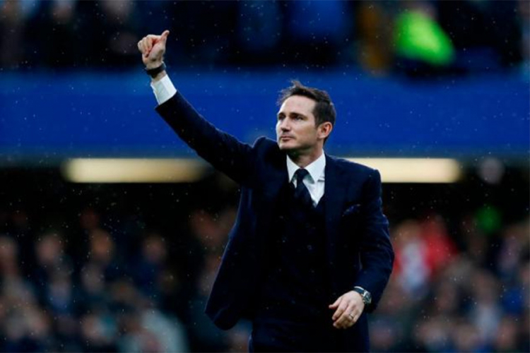 Lampard bi da postane menadžer, pregovara sa Derbijem
