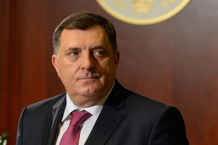 Dodik: Sraman pretres vozila Hitne pomoći