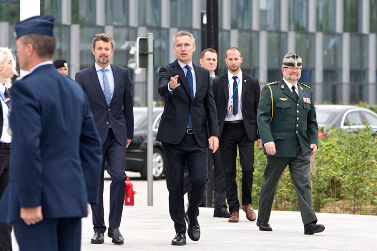 Stoltenberg: Makedoniji poziv u NATO nakon rješenja o imenu