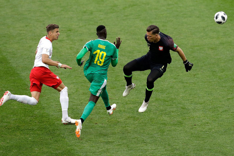 Poljaci sami sebi "skuvali" dva gola za pobjedu Senegala