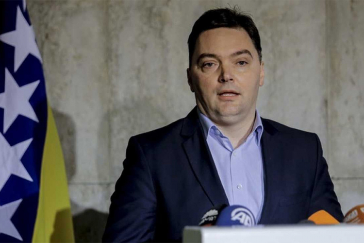 Košarac: Bosić onemogućio obraćanje zamjenika ministra bezbjednosti o migrantskoj krizi