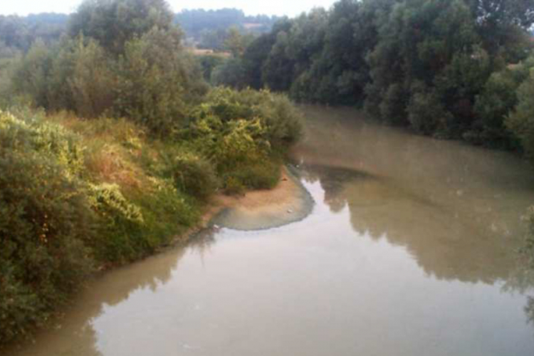 U rijeci Bosni pronađeno žensko tijelo