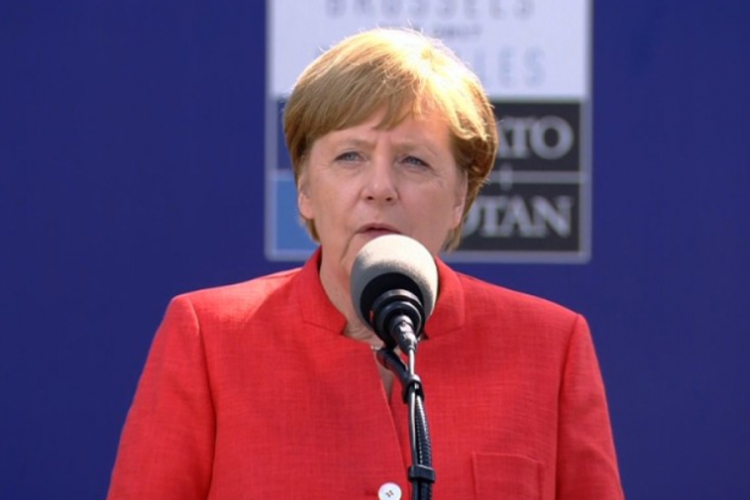 Merkel: NATO štiti sve članice, pa i Crnu Goru