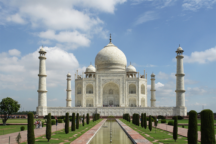 Vrhovni sud Indije: Srušiti ili obnoviti Tadž Mahal