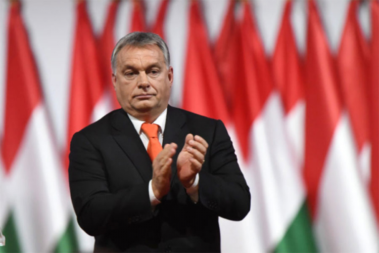Orban ukida petokraku