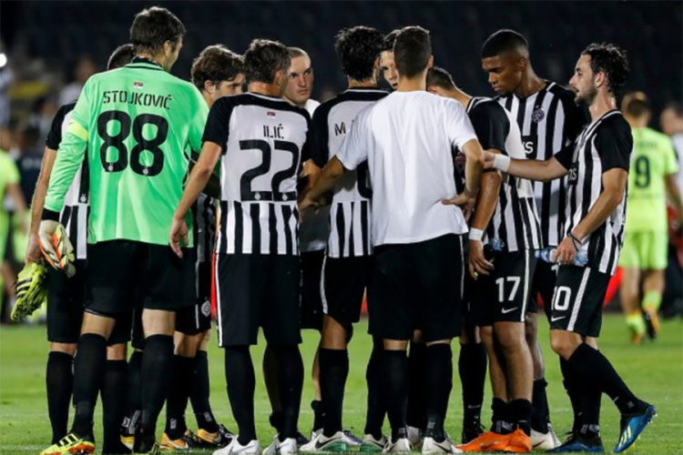 Suma na klupi, Partizan u istoj postavi dočekuje Dance?