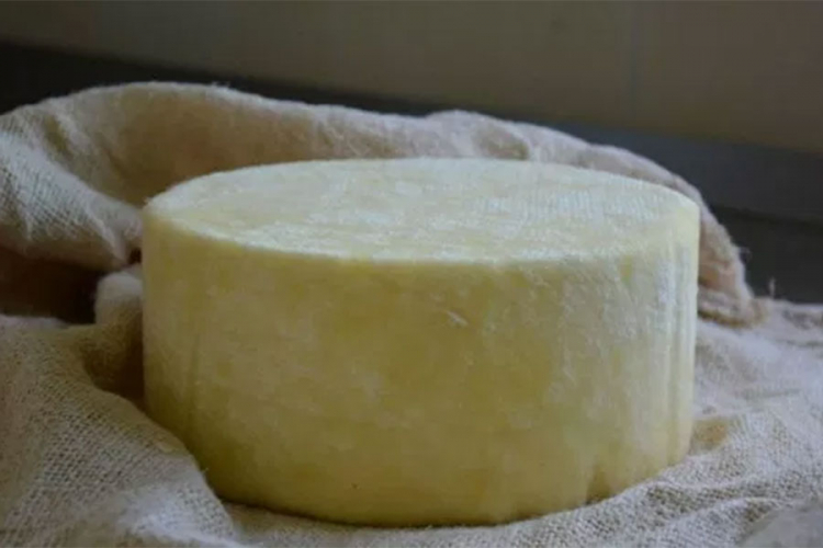 Najstariji tvrdi sir pronađen u egipatskom ćupu