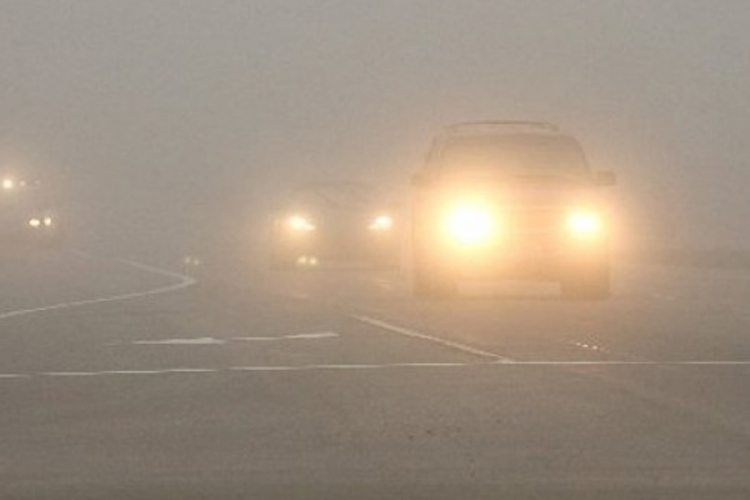 Vozači, oprez: Gusta magla u pojedinim dijelovima BiH
