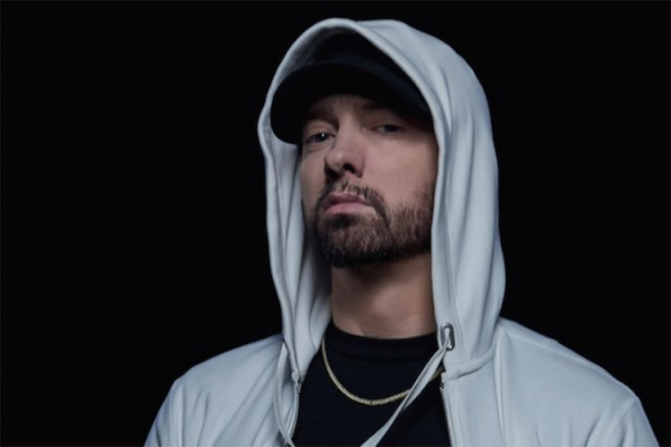 Eminem iznenadio sve i objavio novi album "Kamikaze"
