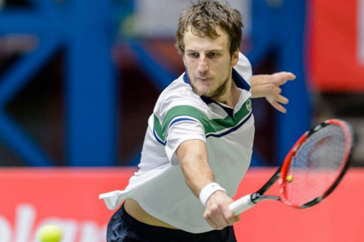 Bašić poražen na startu ATP turnira u Sankt Peterburgu