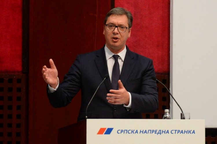 Vučić: Frapantno mešanje zapada u izbore u RS