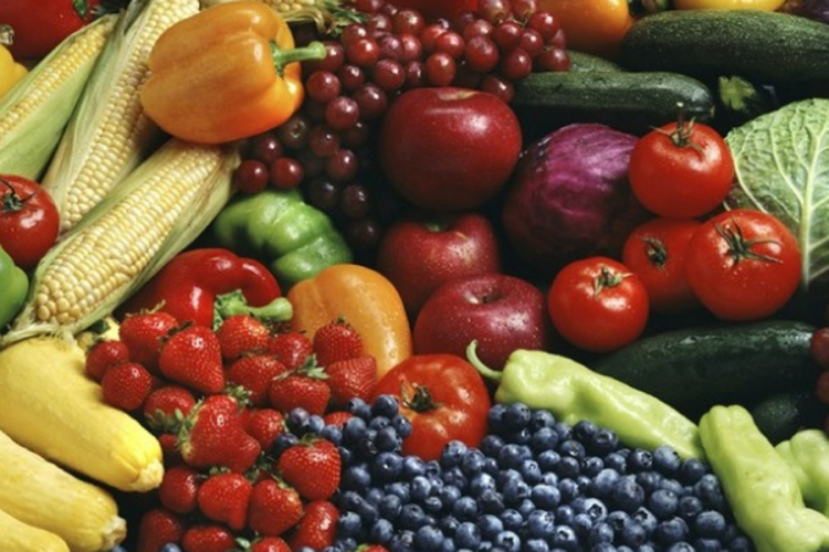 Koje voće i povrće sadrže najviše pesticida?