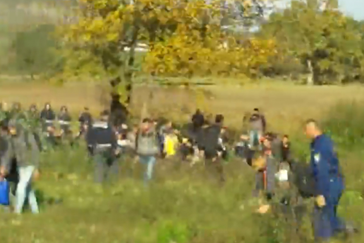Manji sukob migranata i policije na GP Maljevac