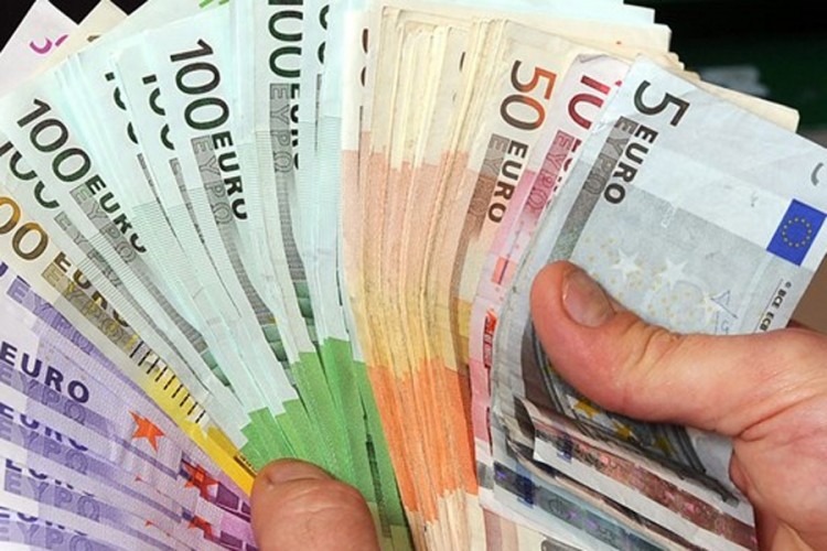 Slovenija povećava minimalac sa 638 na 736 evra