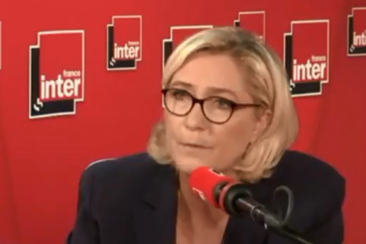 Raspored sjedenja u Parizu šokirao i Marin Le Pen