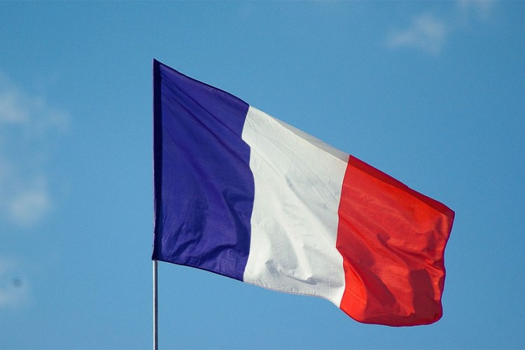 Francuska priprema mjere za dodatnu kontrolu granice i luka