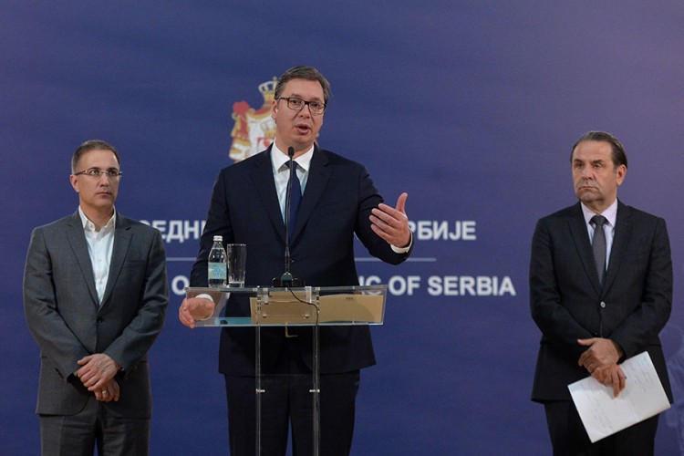 Vučić vanredno sa šefovima Vojske, MUP-a i specijalnih jedinica zbog Kosova