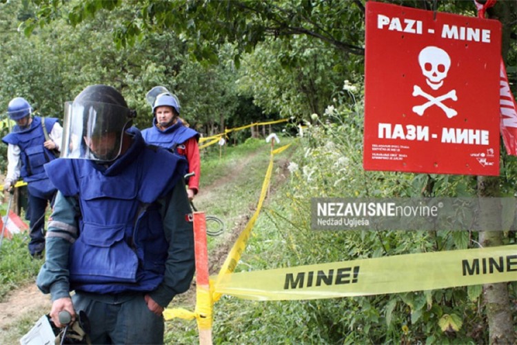 U selu Sasina pronađene 73 mine
