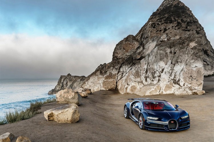 Pogledajte kako Bugatti Chiron ubrzava do 420 km/h!