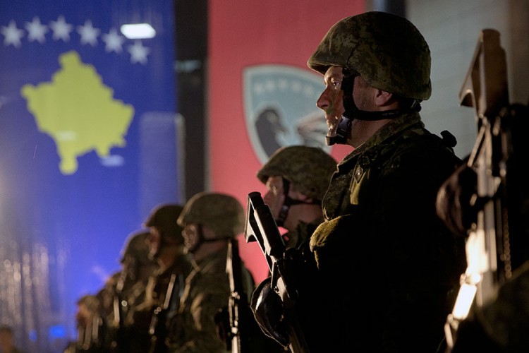 Na Kosovu između 240.000 i 260.000 komada ilegalnog oružja