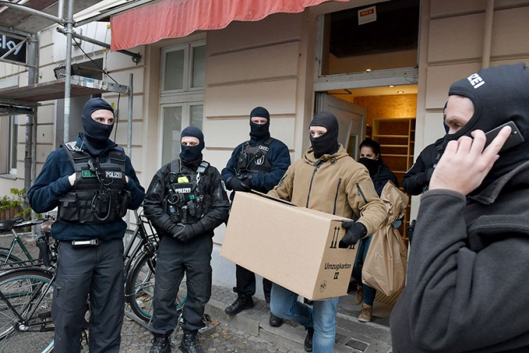 Policijska racija u džamiji u Berlinu, imam osumnjičen za pomoć džihadisti