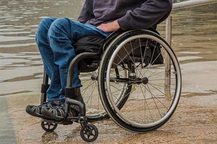Odluka Vlade RS: Četiri miliona KM za unapređenje položaja lica sa invaliditetom