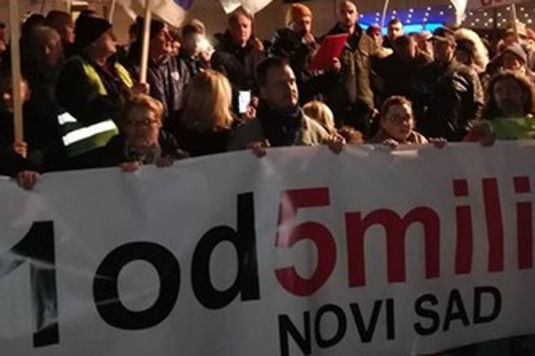 Desničari ometali protest u Novom Sadu