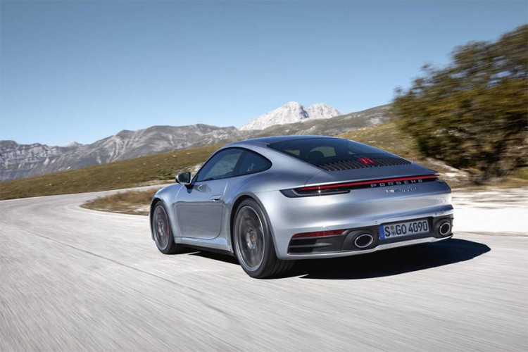 Novi Porsche 911 detektuje vlažan kolovoz