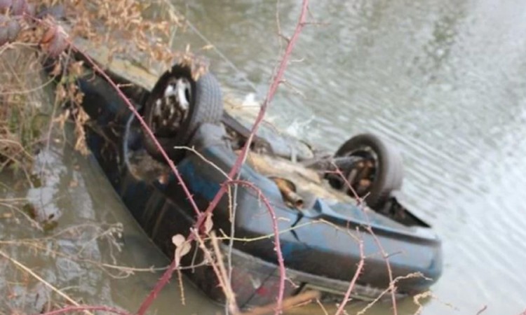 Nakon tri godine rasvijetljena saobraćajka: Udario dijete pa gurnuo auto u jezero?