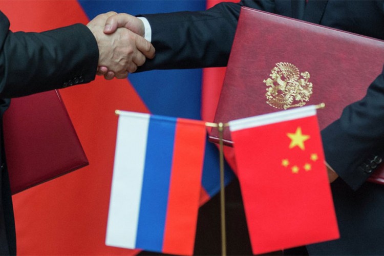 Savez Rusije i Kine prijeti svjetskoj hegemoniji Amerike